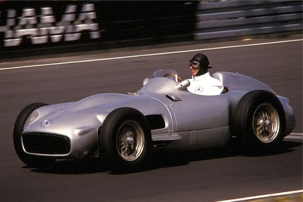 F1
